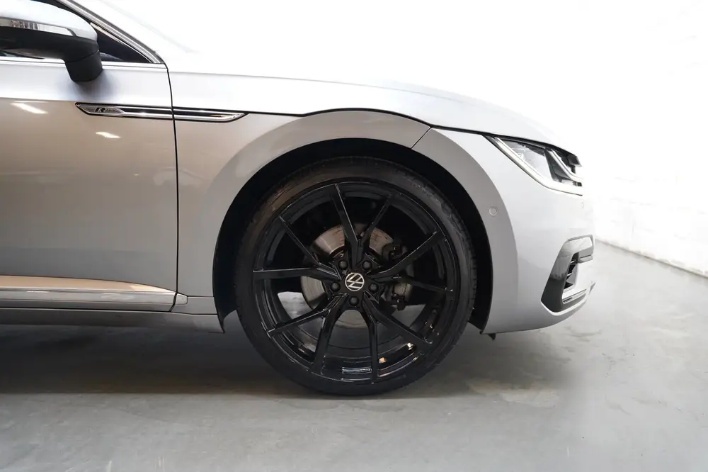 Volkswagen Arteon 2.0 TSI R-Line PANO VIRTUAL SFEER 360 uit 2020, foto 11