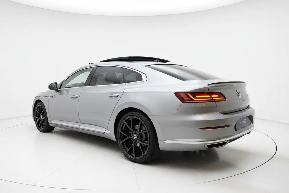 Volkswagen Arteon 2.0 TSI R-Line PANO VIRTUAL SFEER 360 uit 2020, foto 8