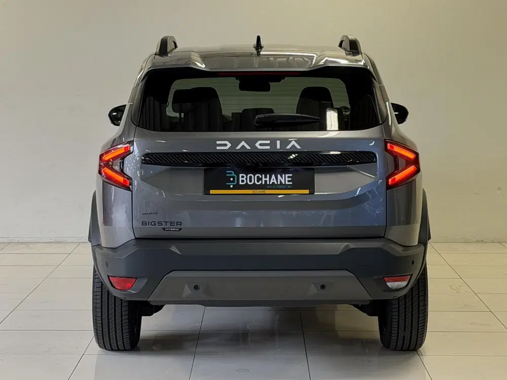 Dacia Bigster Hybrid 155 Journey uit 2025, foto 18