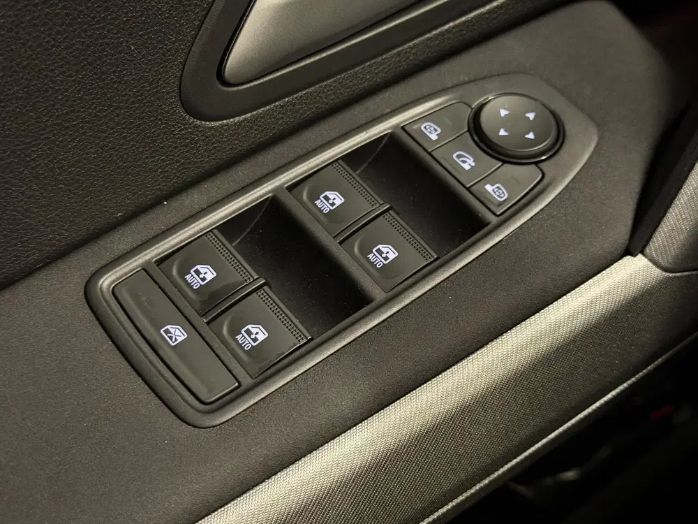 Dacia Bigster Hybrid 155 Journey uit 2025, foto 19