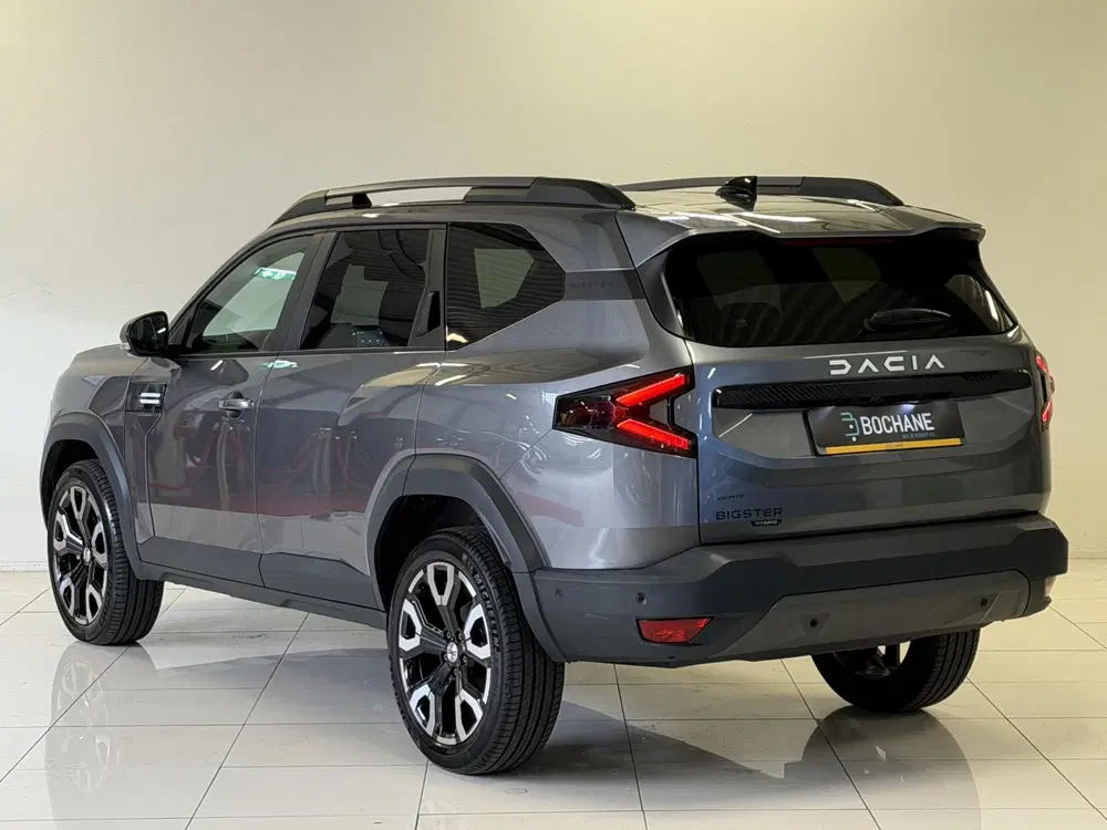 Dacia Bigster Hybrid 155 Journey uit 2025, foto 6