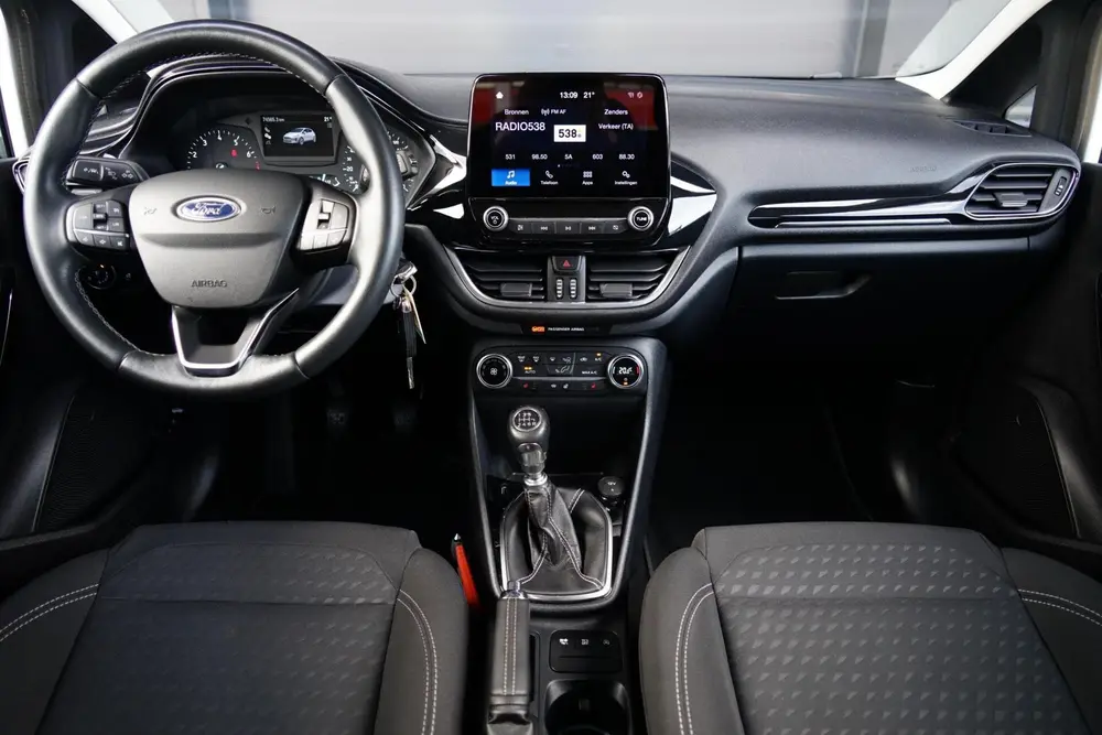 Ford Fiesta 1.0 EcoBoost Titanium NL uit 2020, foto 4