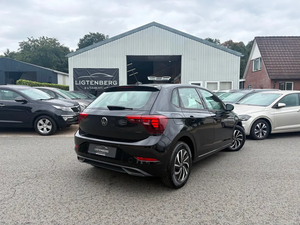 Volkswagen Polo 1.0 TSI Life LED/ACC/CARPLAY/RIJKLAAR/NAP uit 2021, foto 2