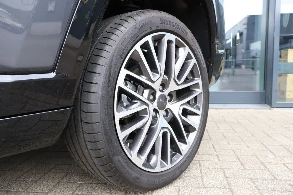 Jeep Compass 1.5T SUMMIT e-HYBRID Automaat uit 2025, foto 14