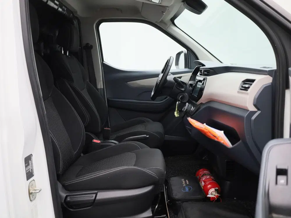 Maxus eDeliver 3 SWB 50 kWh uit 2023, foto 12