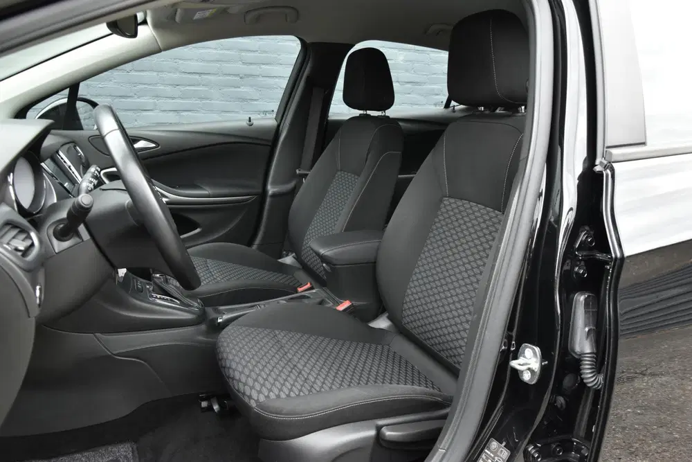 Opel Astra 1.4 Turbo Business Automaat uit 2019, foto 9