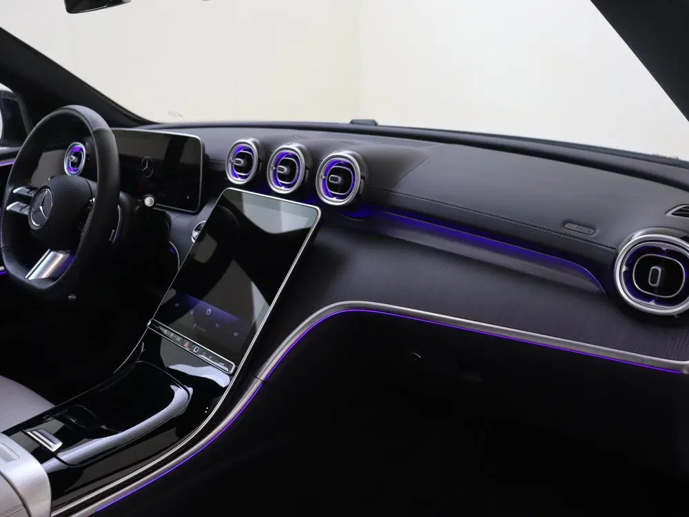Mercedes-Benz C-Klasse 300 e Star Edition AMG Line uit 2024, foto 5