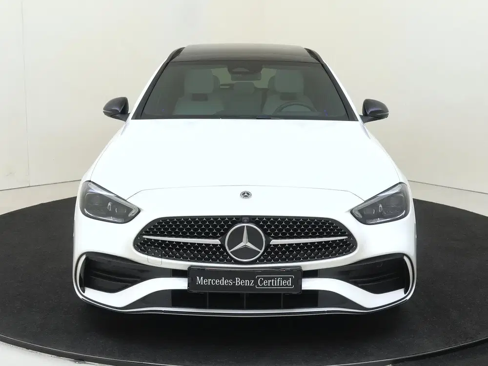 Mercedes-Benz C-Klasse 300 e Star Edition AMG Line uit 2024, foto 6