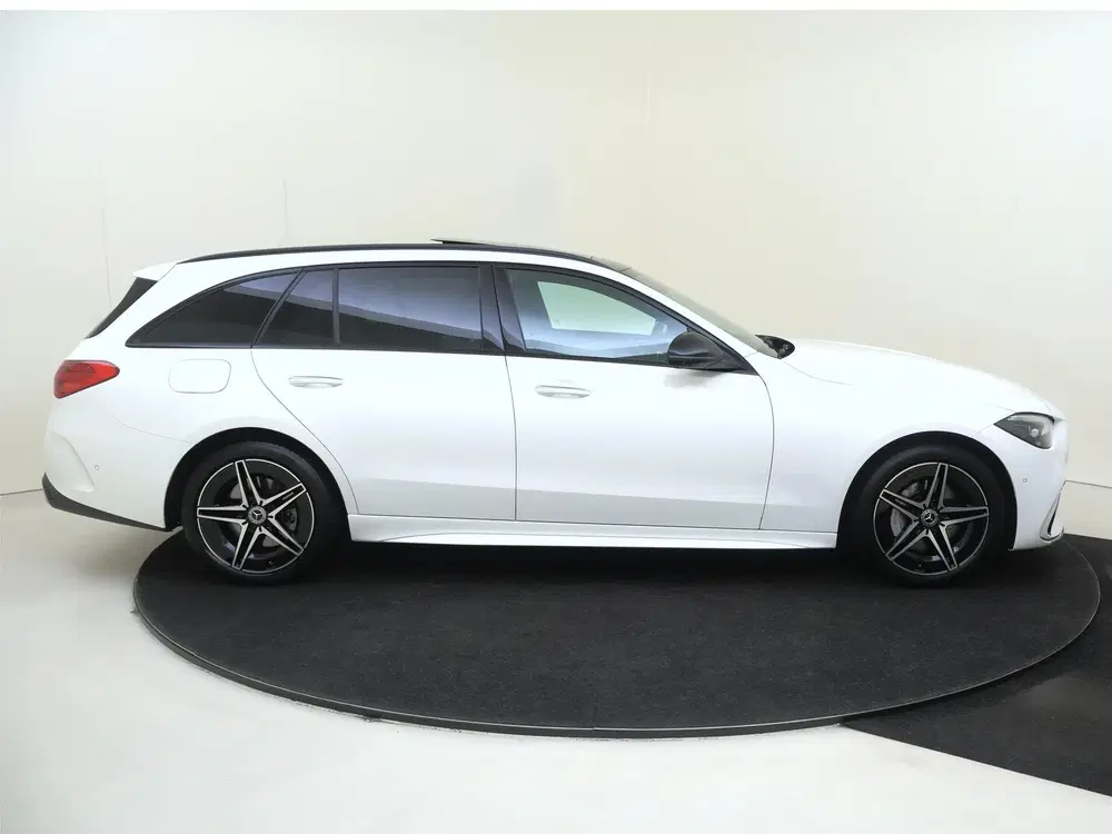 Mercedes-Benz C-Klasse 300 e Star Edition AMG Line uit 2024, foto 9