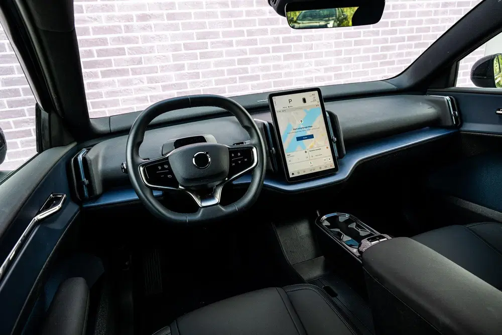 Volvo EX30 Twin Motor Performance Plus 69 kWh uit 2025, foto 13