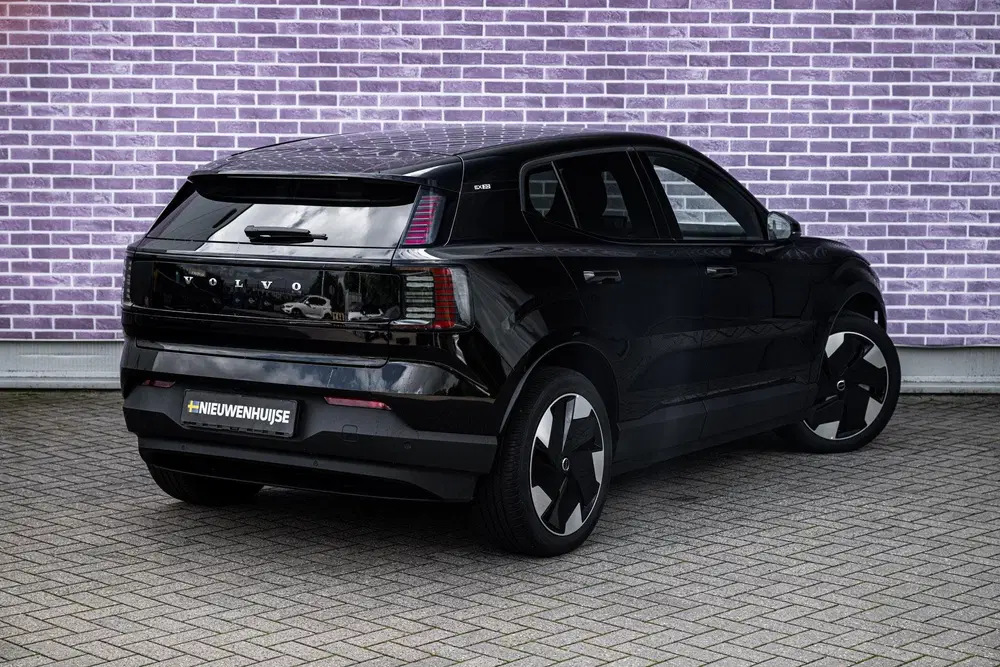 Volvo EX30 Twin Motor Performance Plus 69 kWh uit 2025, foto 15