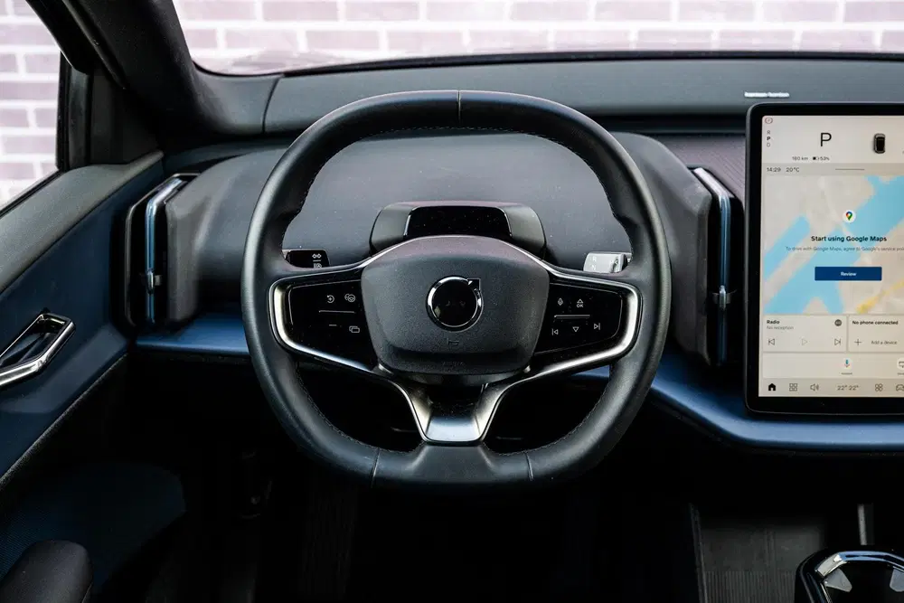Volvo EX30 Twin Motor Performance Plus 69 kWh uit 2025, foto 3