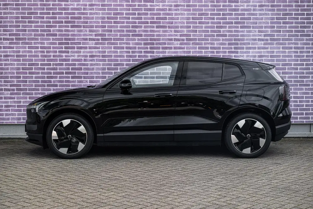 Volvo EX30 Twin Motor Performance Plus 69 kWh uit 2025, foto 4