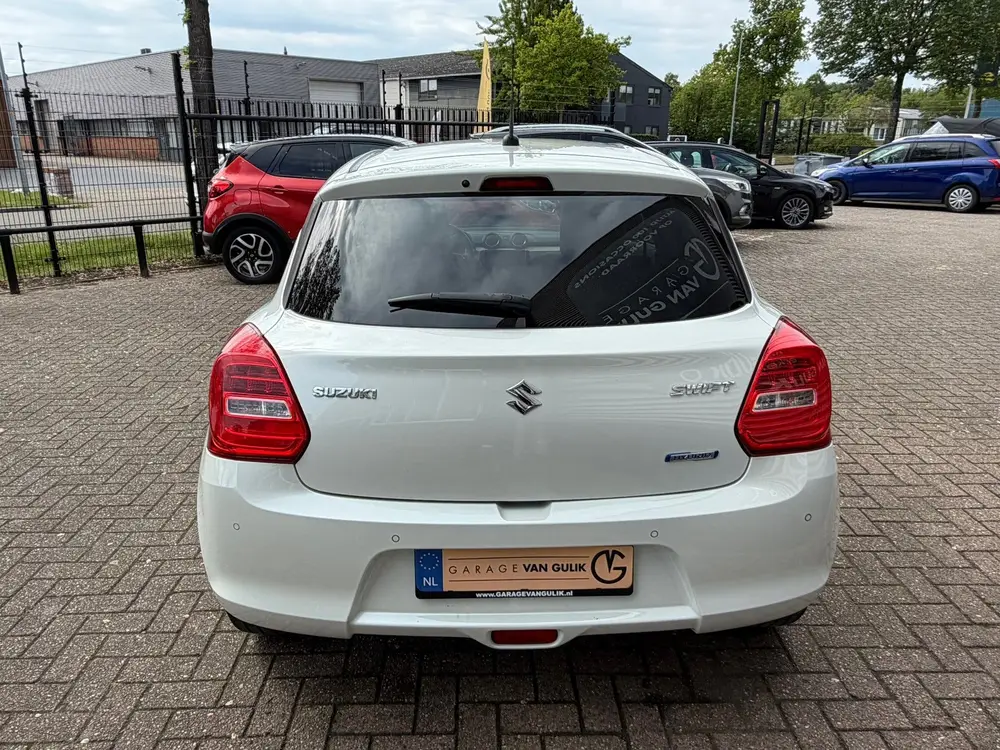 Suzuki Swift 1.2 Style Smart Hybrid 83PK Navi uit 2021, foto 8