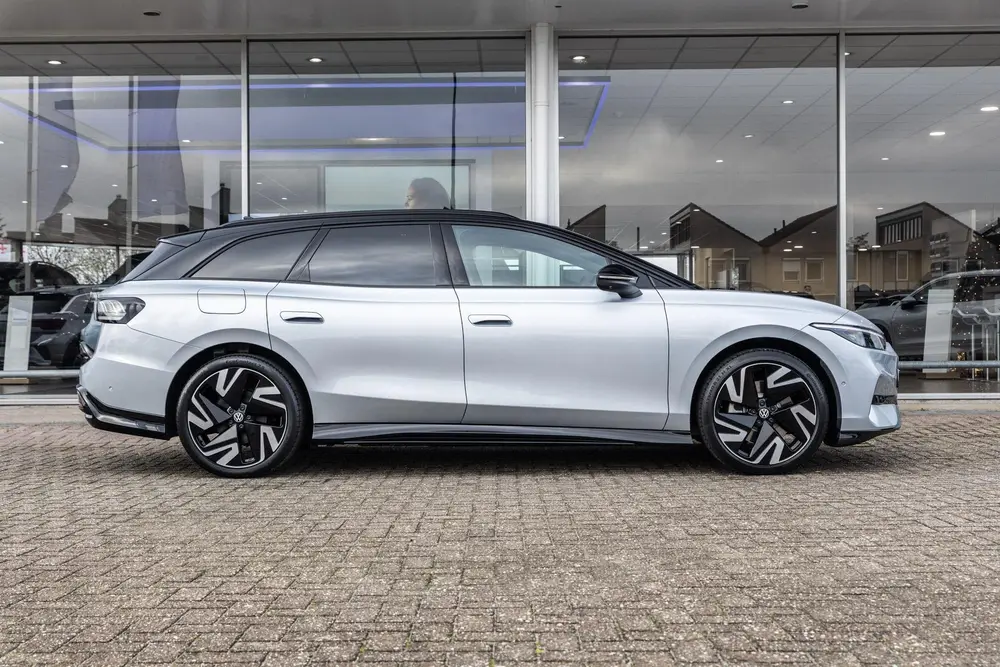 Volkswagen ID.7 Tourer 286pk Pro Limited Edition 77 kWh | Pa uit 2026, foto 3