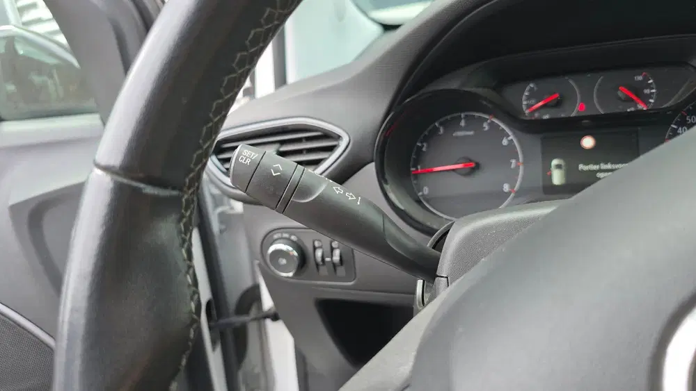 Opel Crossland 1.2 Turbo Edition uit 2021, foto 18