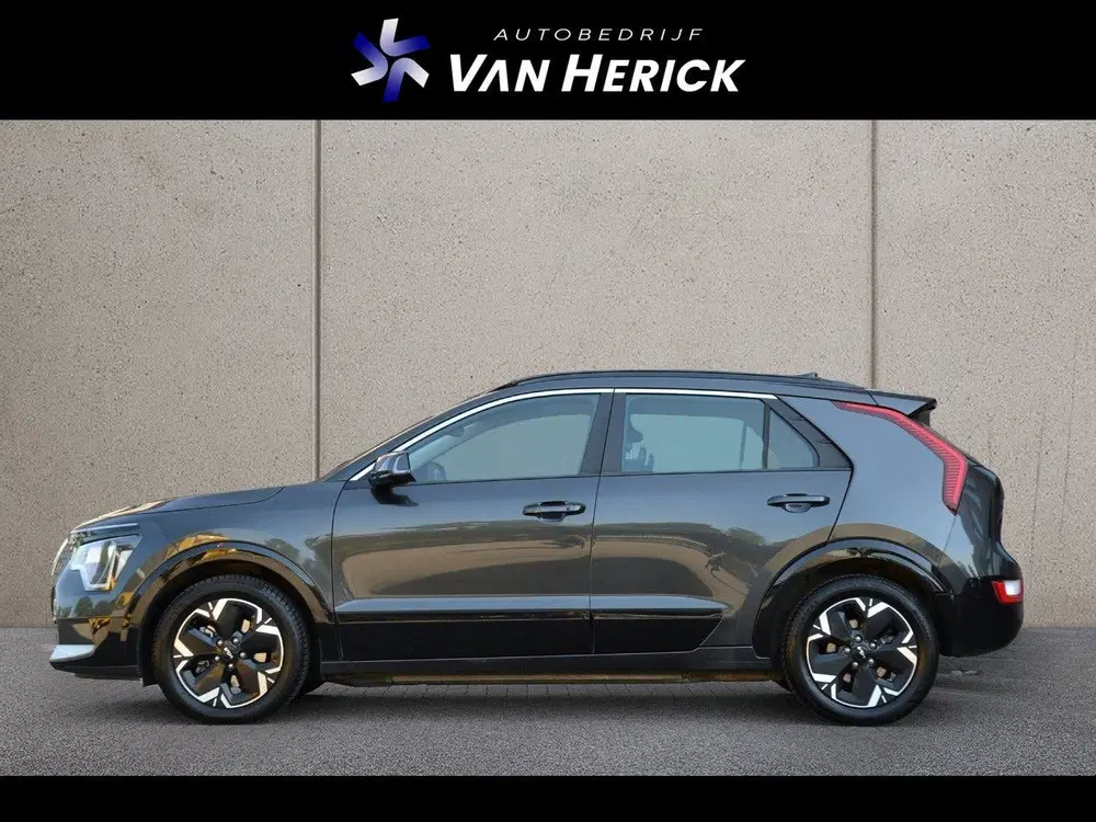 Kia Niro DynamicLine 64.8 kWh uit 2023, foto 2