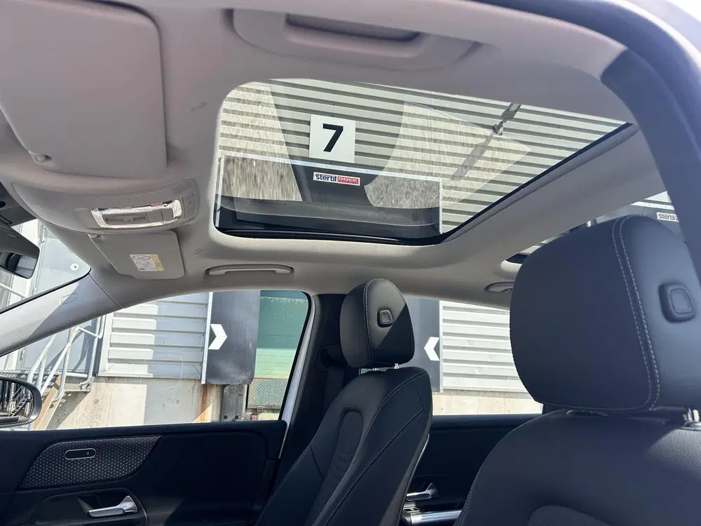 Mercedes-Benz B-Klasse 250 e Luxury Line uit 2025, foto 6