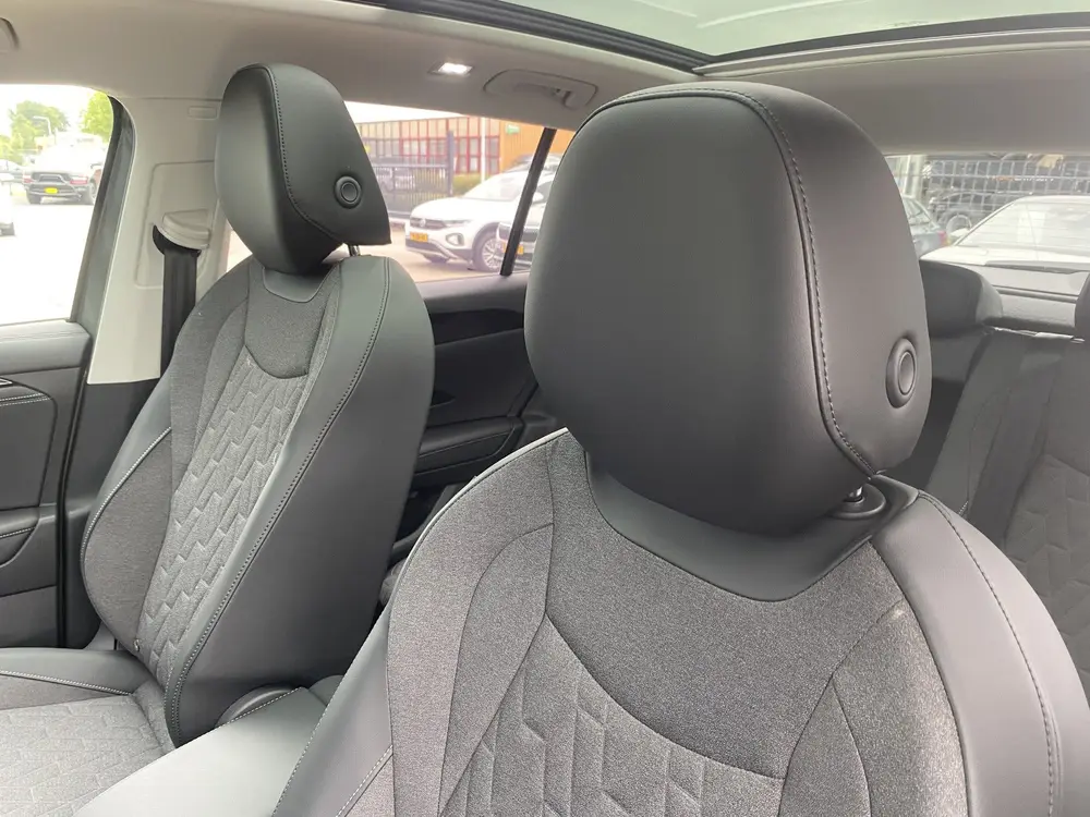 Volkswagen Tiguan 1.5 eHybrid Edition Elektrische Trekhaak uit 2026, foto 19
