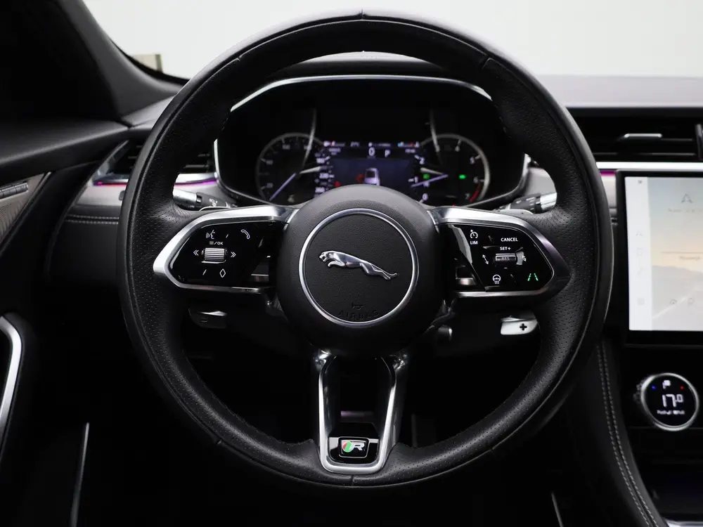 Jaguar F-Pace 2.0 P250 R-Dynamic SE uit 2022, foto 7