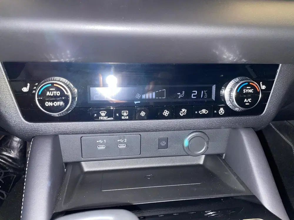Mitsubishi Outlander 2.4 PHEV Intense+ uit 2026, foto 17