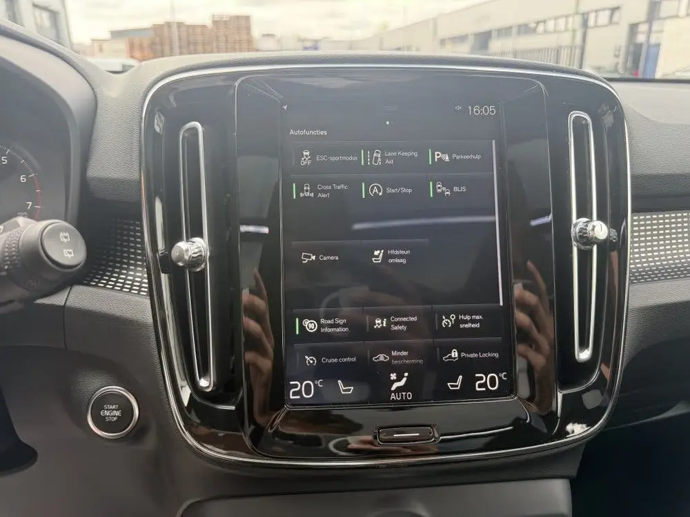 Volvo XC40 T5 AWD R-Design uit 2019, foto 15