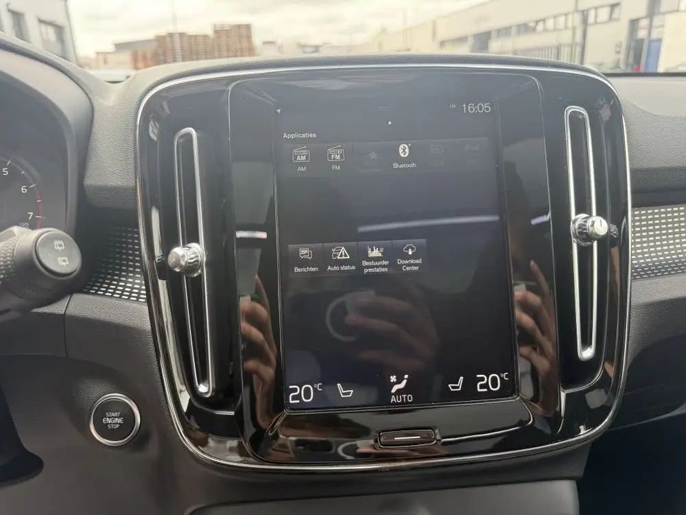 Volvo XC40 T5 AWD R-Design uit 2019, foto 18