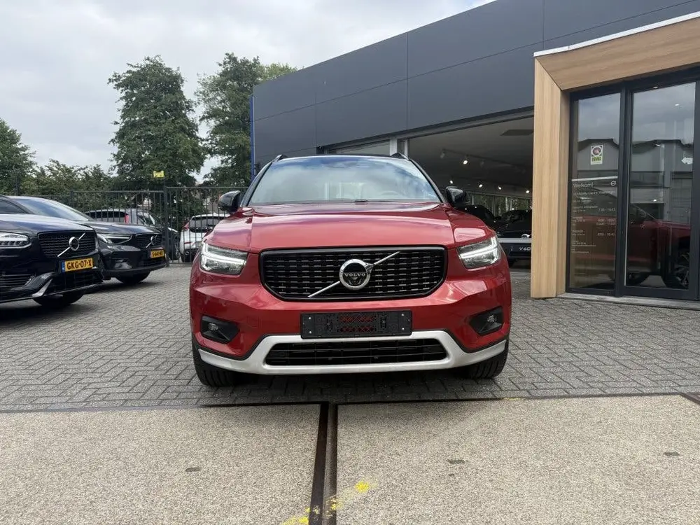 Volvo XC40 T5 AWD R-Design uit 2019, foto 8