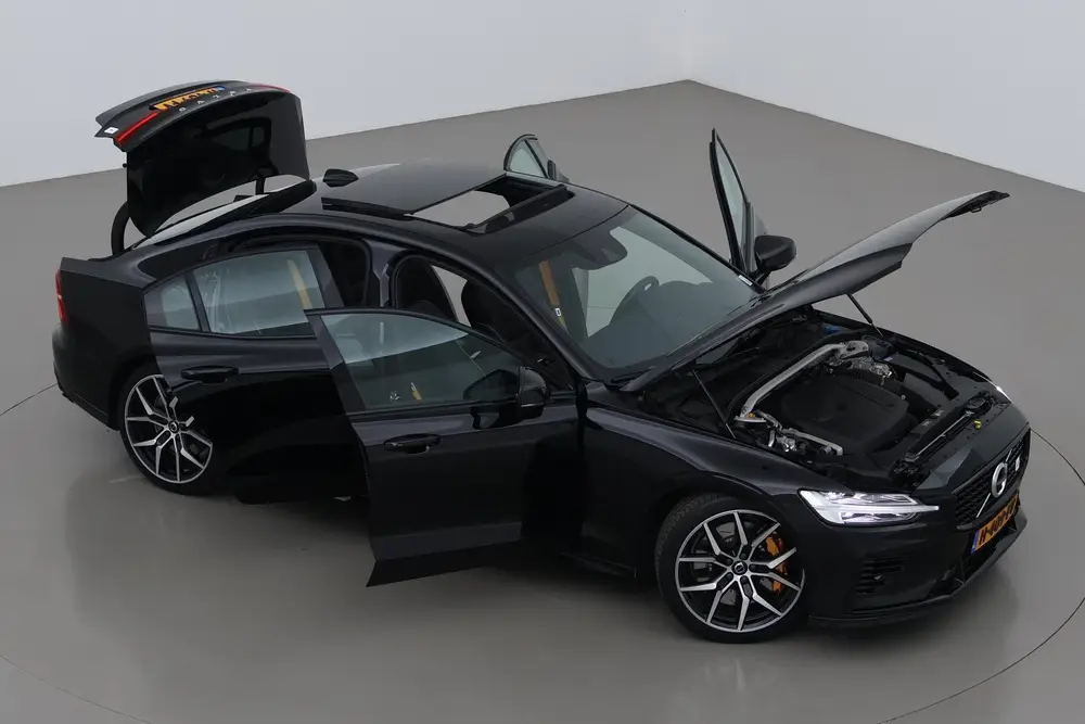 Volvo S60 T8 Polestar Engineered uit 2020, foto 6