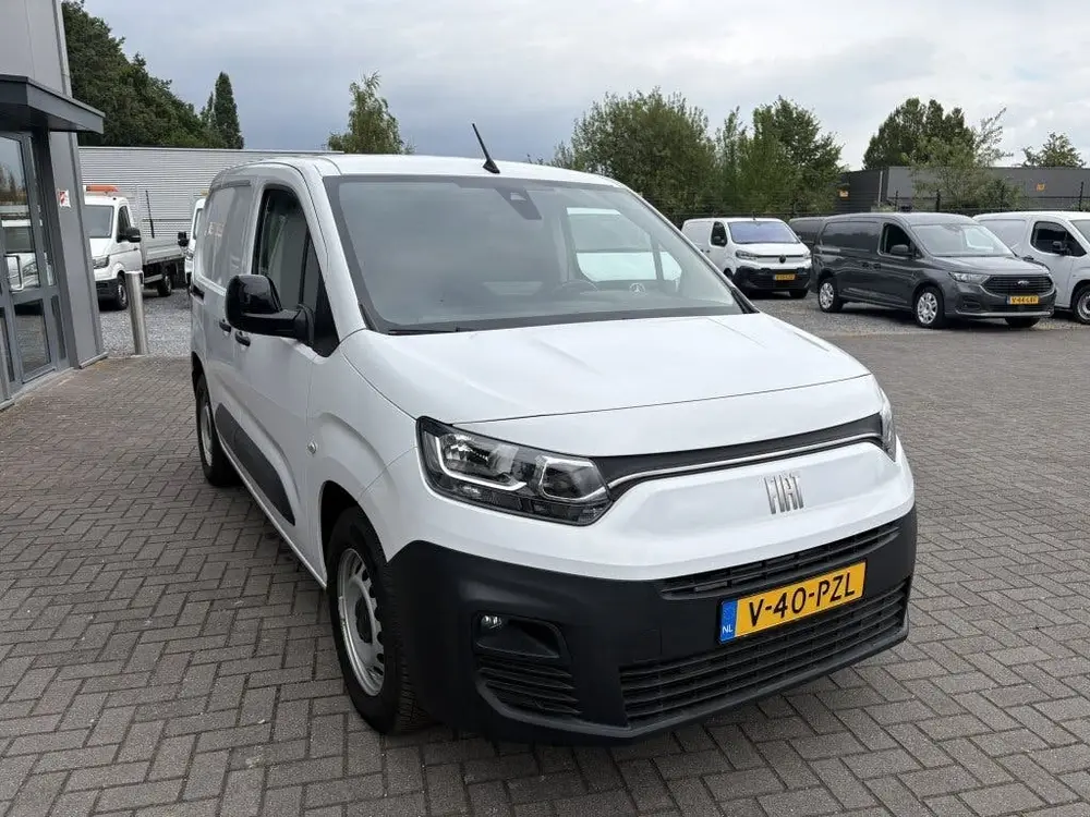 Fiat Doblo E-Doblò 50 kWh 3-zits uit 2023, foto 4