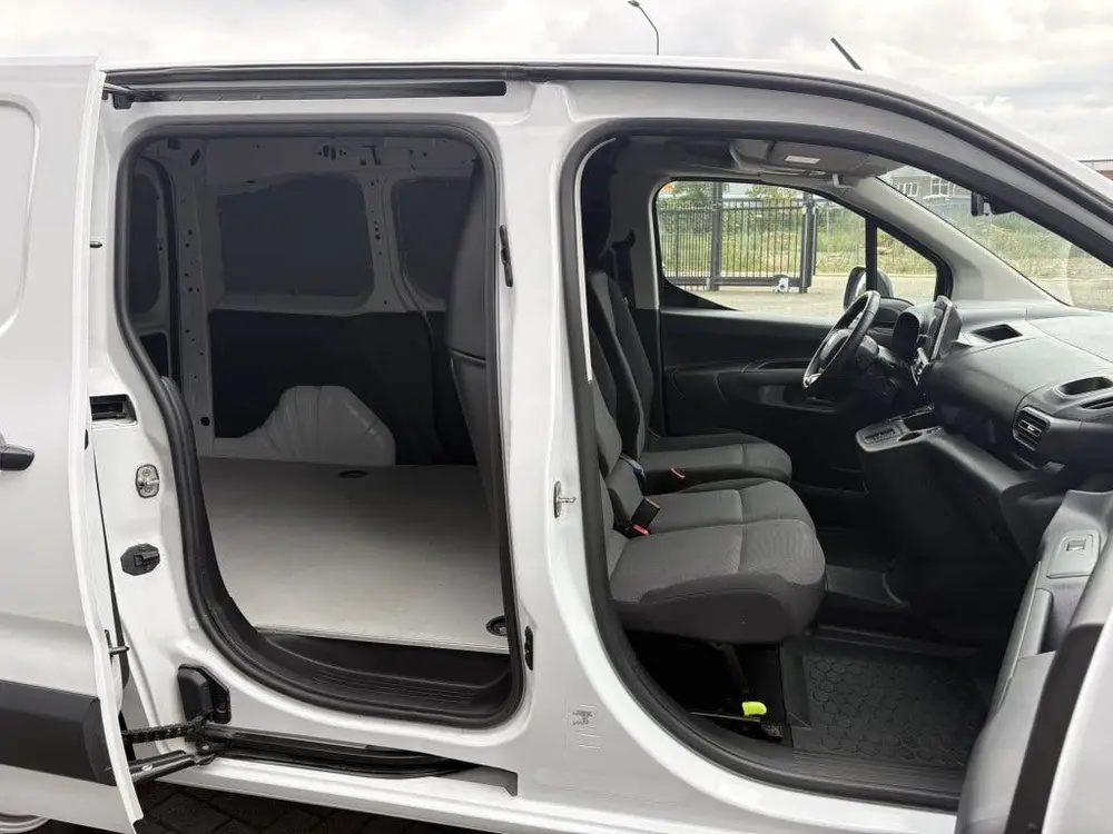 Fiat Doblo E-Doblò 50 kWh 3-zits uit 2023, foto 5