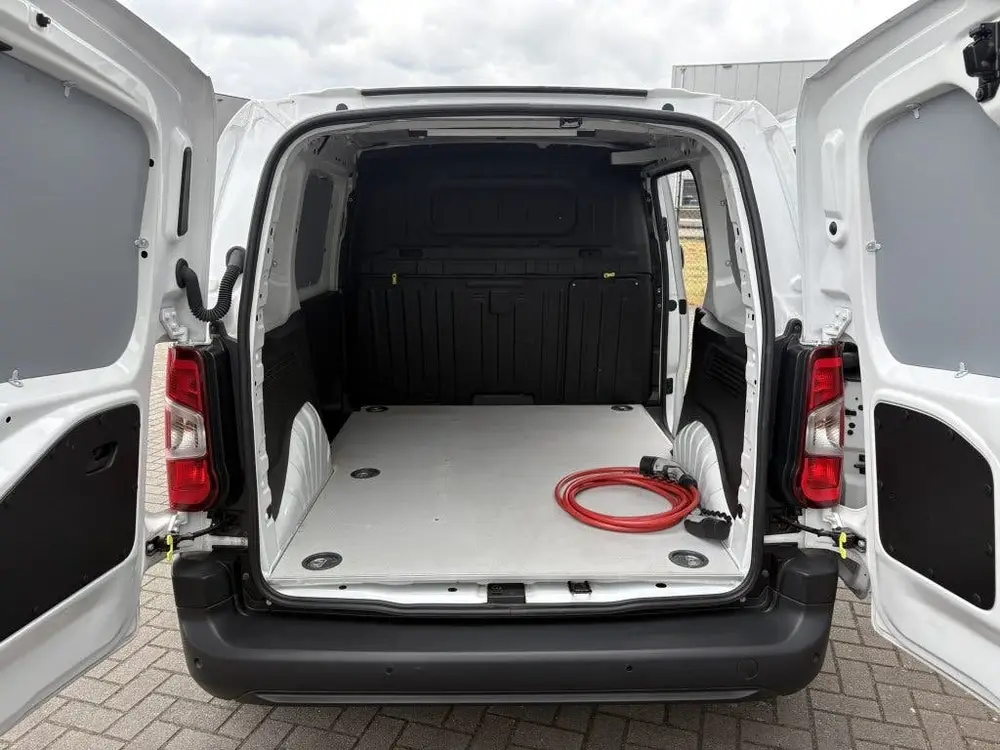 Fiat Doblo E-Doblò 50 kWh 3-zits uit 2023, foto 6