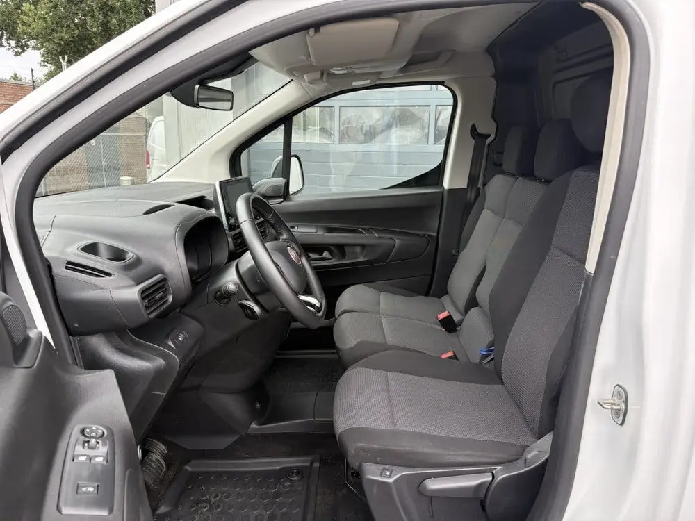Fiat Doblo E-Doblò 50 kWh 3-zits uit 2023, foto 7