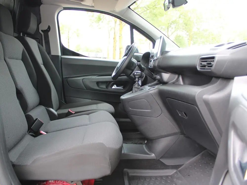 Citroën Berlingo Citroen Berlingo 1.5 BlueHDi 100 S&S L2 uit 2024, foto 7