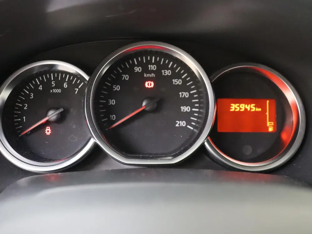Dacia Sandero TCe90 Tech Road | Navigatie | Parkeersensoren uit 2019, foto 11