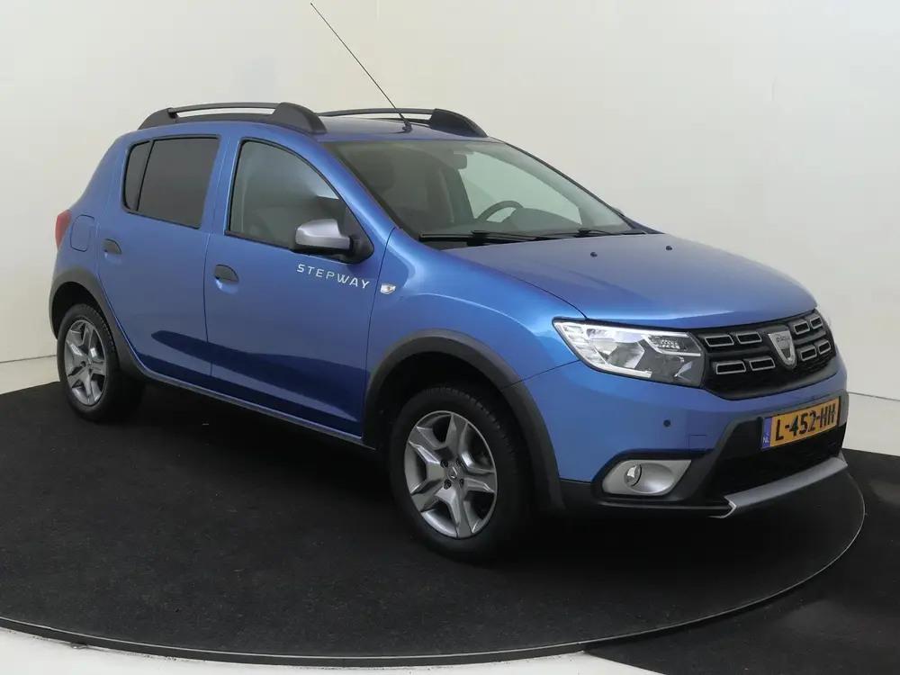 Dacia Sandero TCe90 Tech Road | Navigatie | Parkeersensoren uit 2019, foto 2