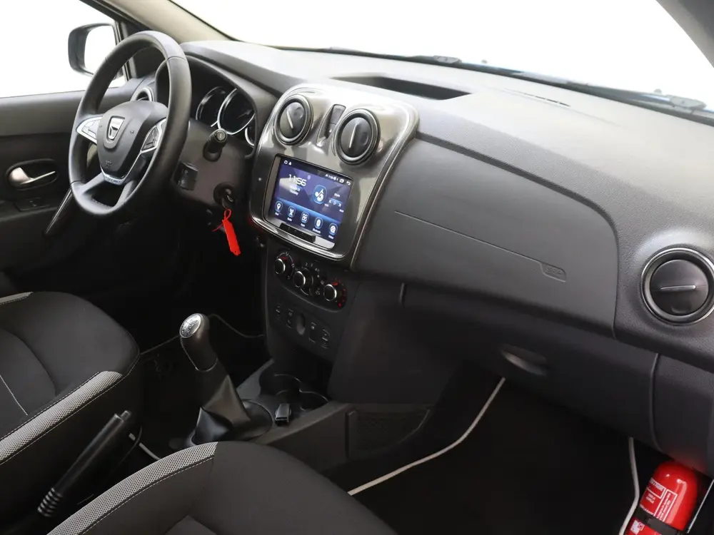 Dacia Sandero TCe90 Tech Road | Navigatie | Parkeersensoren uit 2019, foto 5