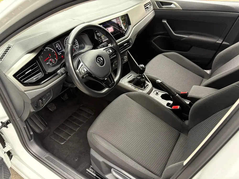 Volkswagen Polo 1.0 TSI Comfortline CARPLAY/ PARKEERSENSOREN uit 2021, foto 5