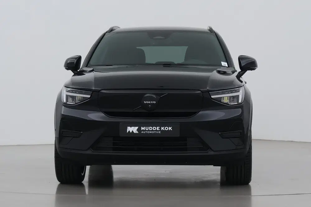 Volvo EX40 Single Motor Extended Range Plus Black Edi uit 2026, foto 17