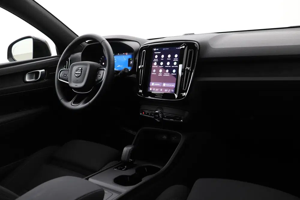 Volvo EX40 Single Motor Extended Range Plus Black Edi uit 2026, foto 18