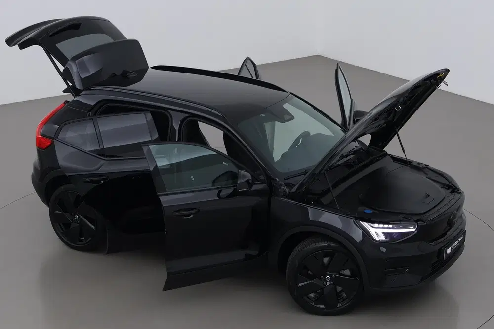 Volvo EX40 Single Motor Extended Range Plus Black Edi uit 2026, foto 6