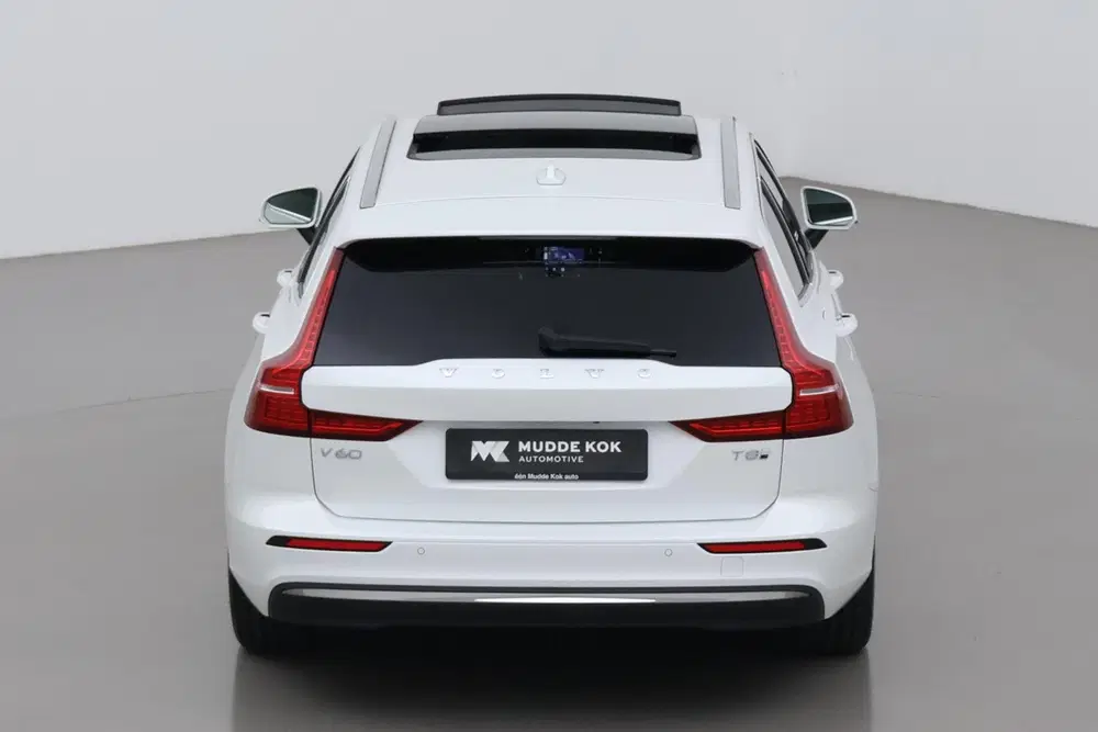 Volvo V60 T8 Plus Bright uit 2025, foto 9