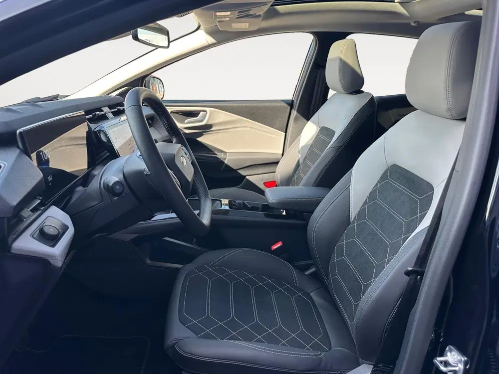 Ford Puma Gen-E Premium 44 kWh uit 2025, foto 15