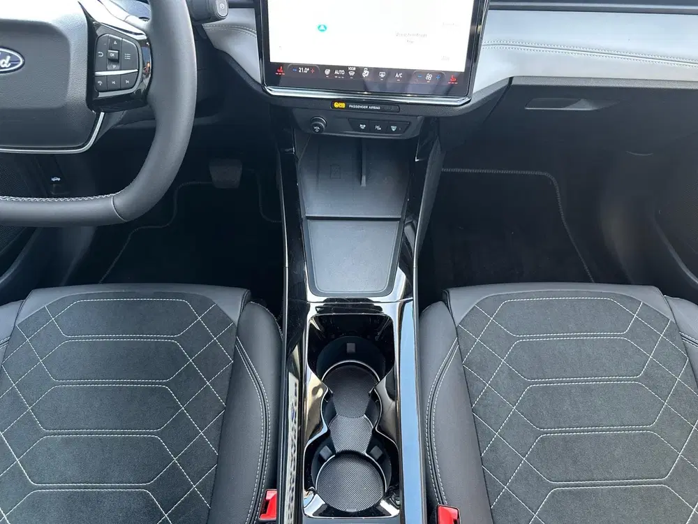 Ford Puma Gen-E Premium 44 kWh uit 2025, foto 18