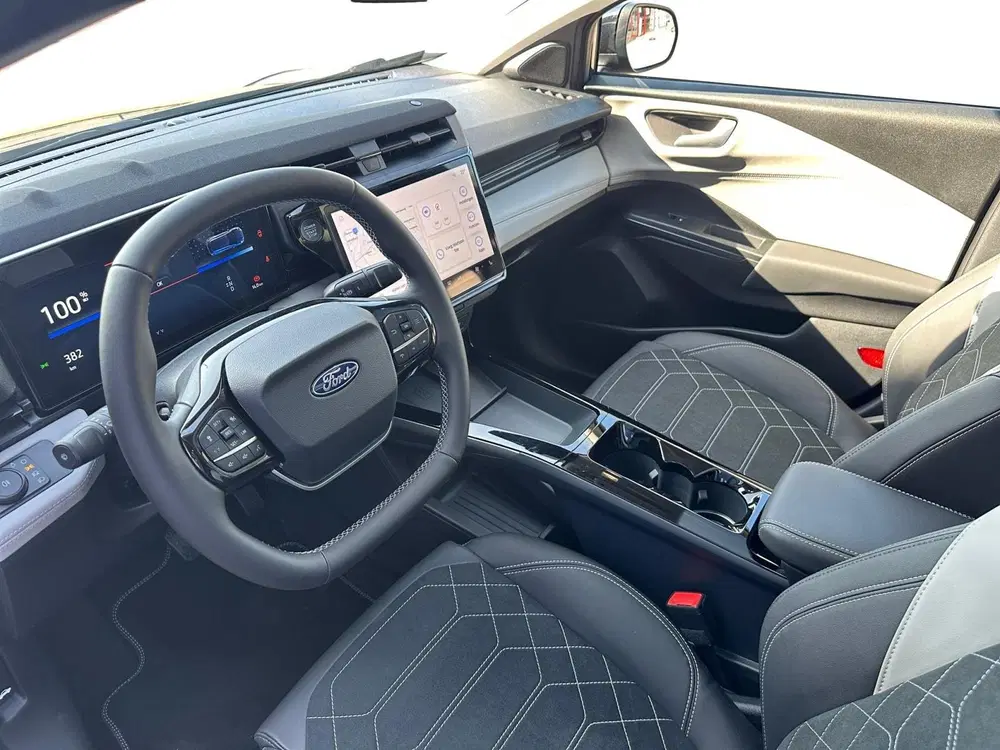 Ford Puma Gen-E Premium 44 kWh uit 2025, foto 20