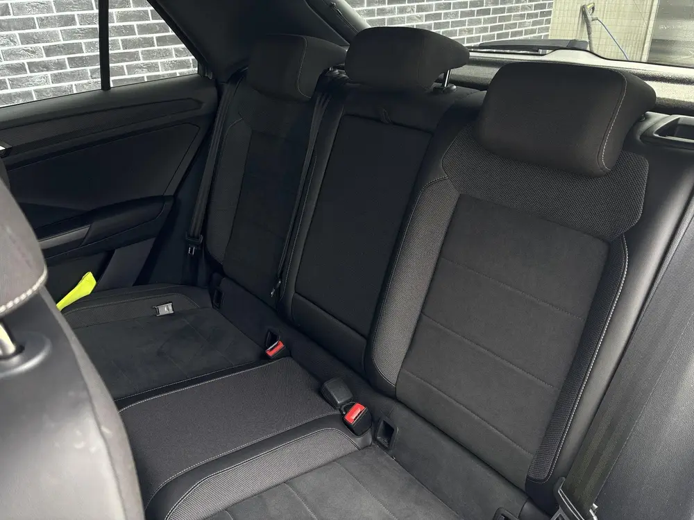 Volkswagen T-Roc 1.0 TSI R-Line Business | Achteruitrijcamer uit 2023, foto 11