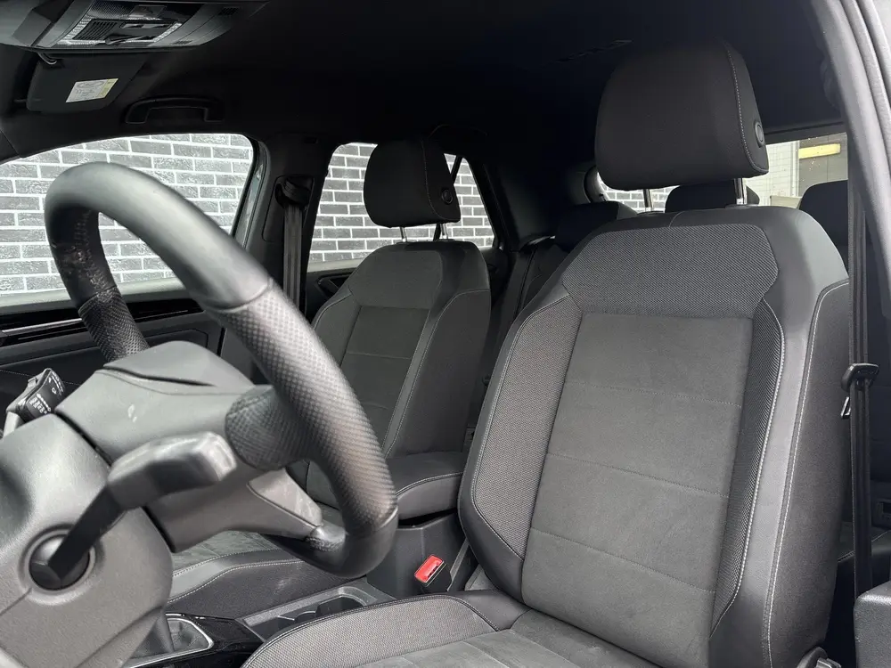 Volkswagen T-Roc 1.0 TSI R-Line Business | Achteruitrijcamer uit 2023, foto 4