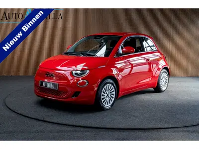 Fiat 500 24 kWh Navi Airco Stoelverwarming Cruise C uit 2023