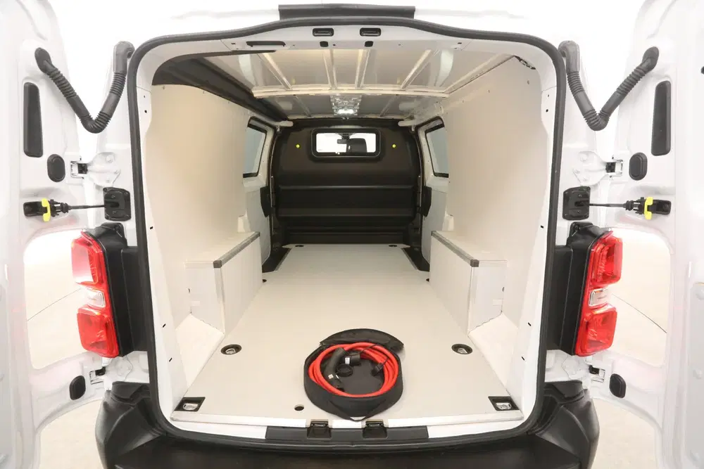 Peugeot Expert e-Jumpy L3H1 uit 2024, foto 3