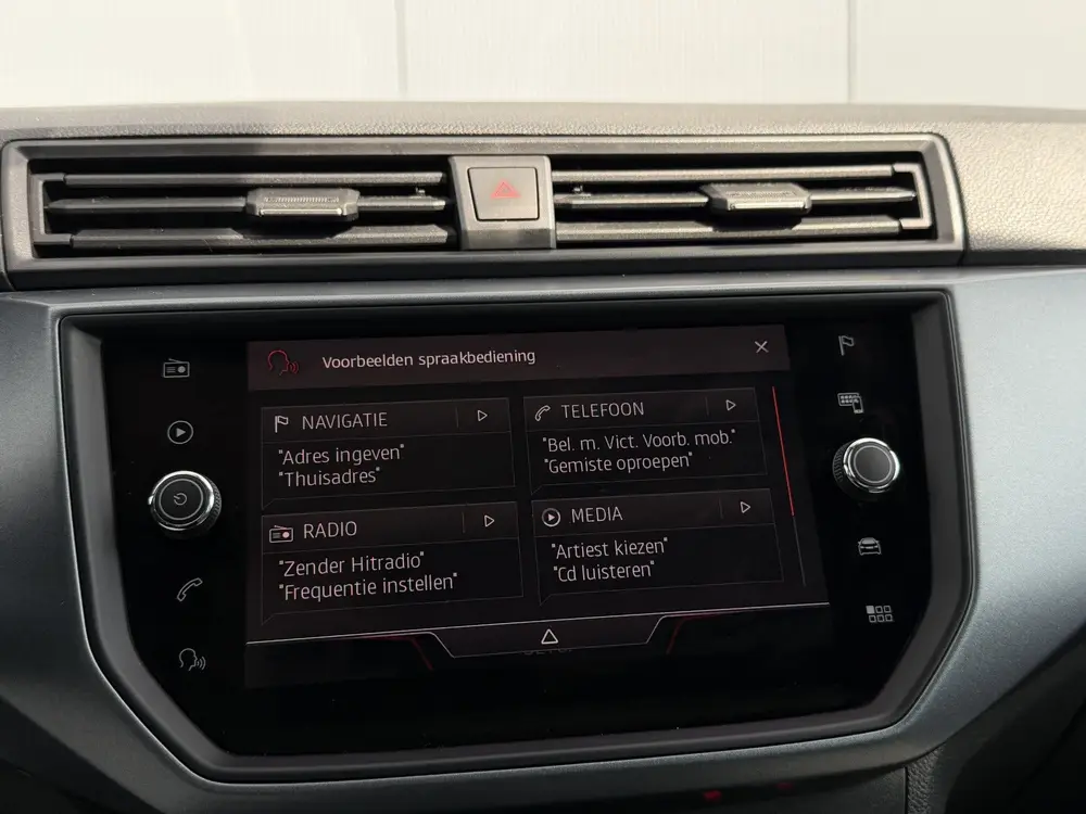 SEAT Arona 1.0 TSI Style Business Intense Automaat Carplay/T uit 2019, foto 19